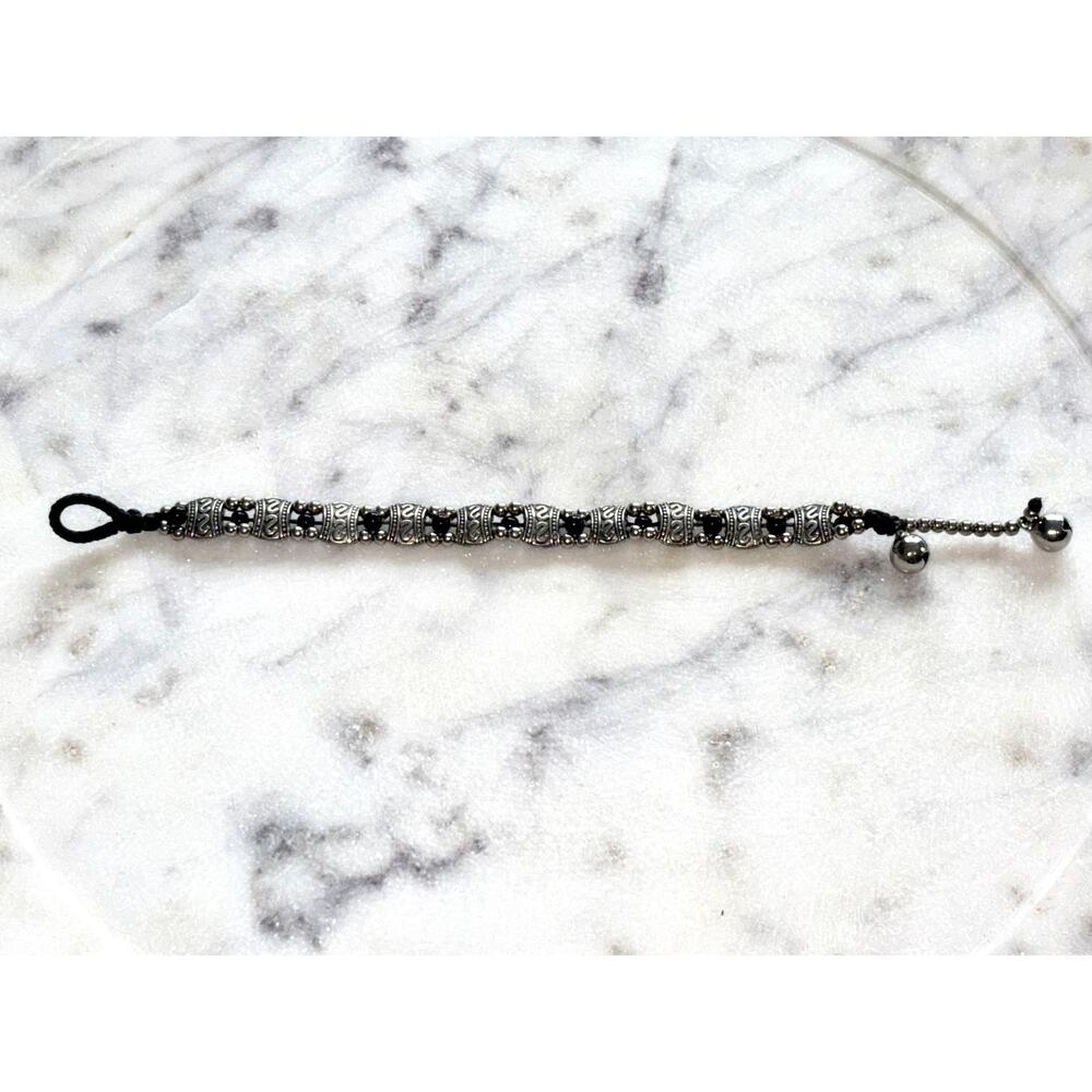 Vintage Silver Bracelet with Black Beaded Accents - Picture 3 of 9